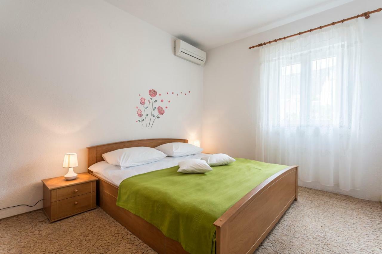 Apartmani Bezma Bol Dış mekan fotoğraf
