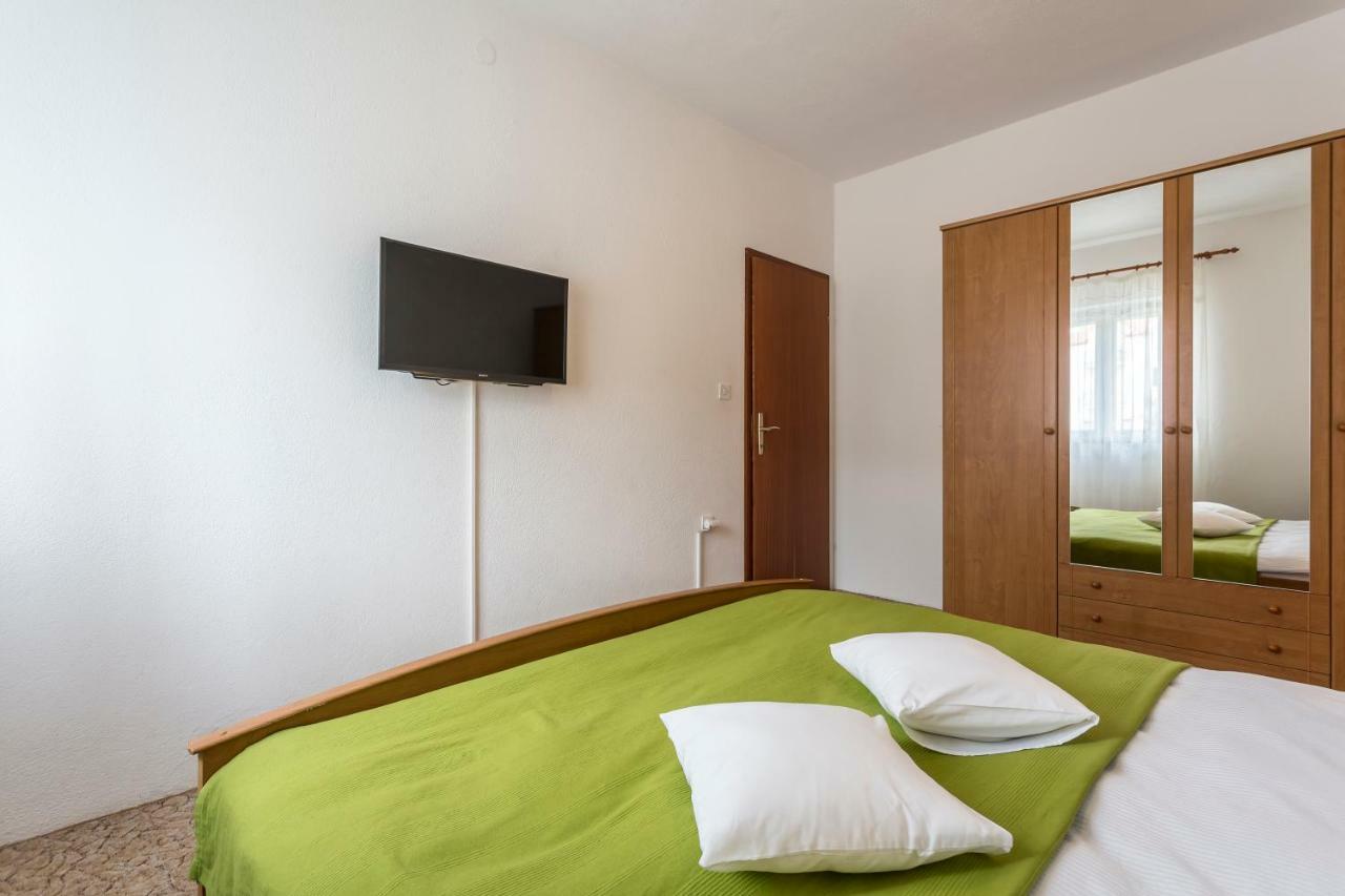 Apartmani Bezma Bol Dış mekan fotoğraf