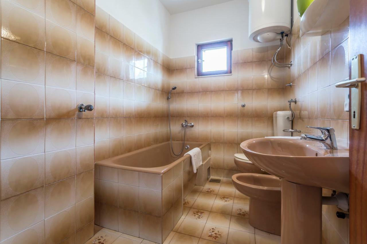 Apartmani Bezma Bol Dış mekan fotoğraf