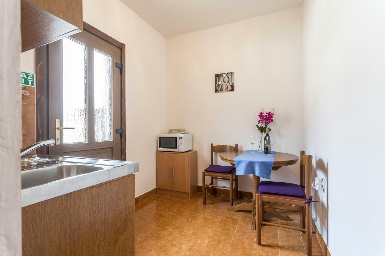 Apartmani Bezma Bol Dış mekan fotoğraf